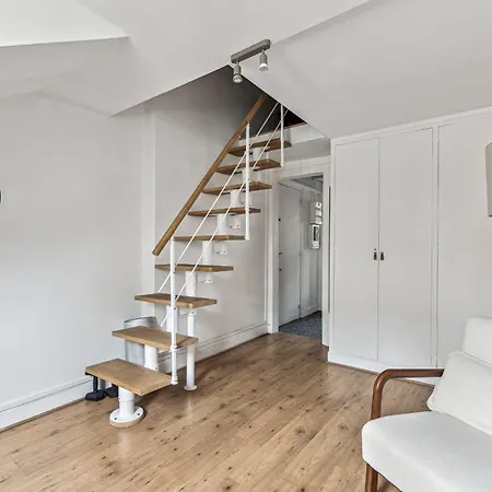 Appartamento Magnifique Appart Duplex Metro 2pers