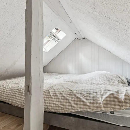 Magnifique Appart Duplex Metro 2pers Appartamento