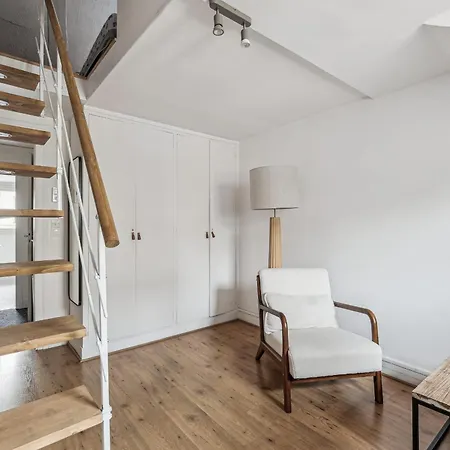 Magnifique Appart Duplex Metro 2pers Parigi